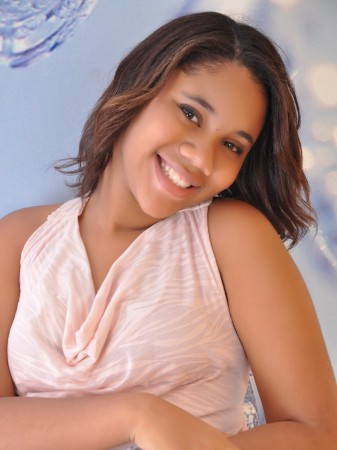 Victoria Dolowrs
